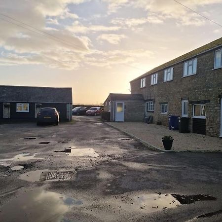 Flamingos Nest Oxford Countryside Apartment Oxford - Bicester Village - Blenheim Palace - Wifi- Free Parking Exterior foto