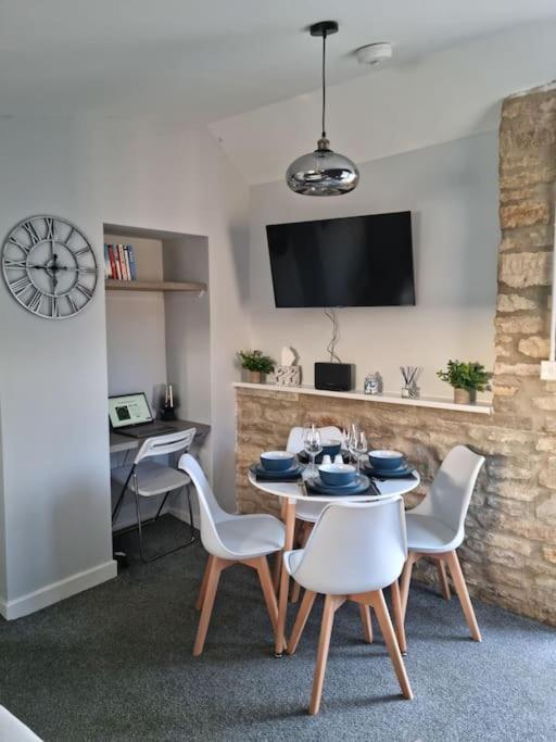 Flamingos Nest Oxford Countryside Apartment Oxford - Bicester Village - Blenheim Palace - Wifi- Free Parking Exterior foto